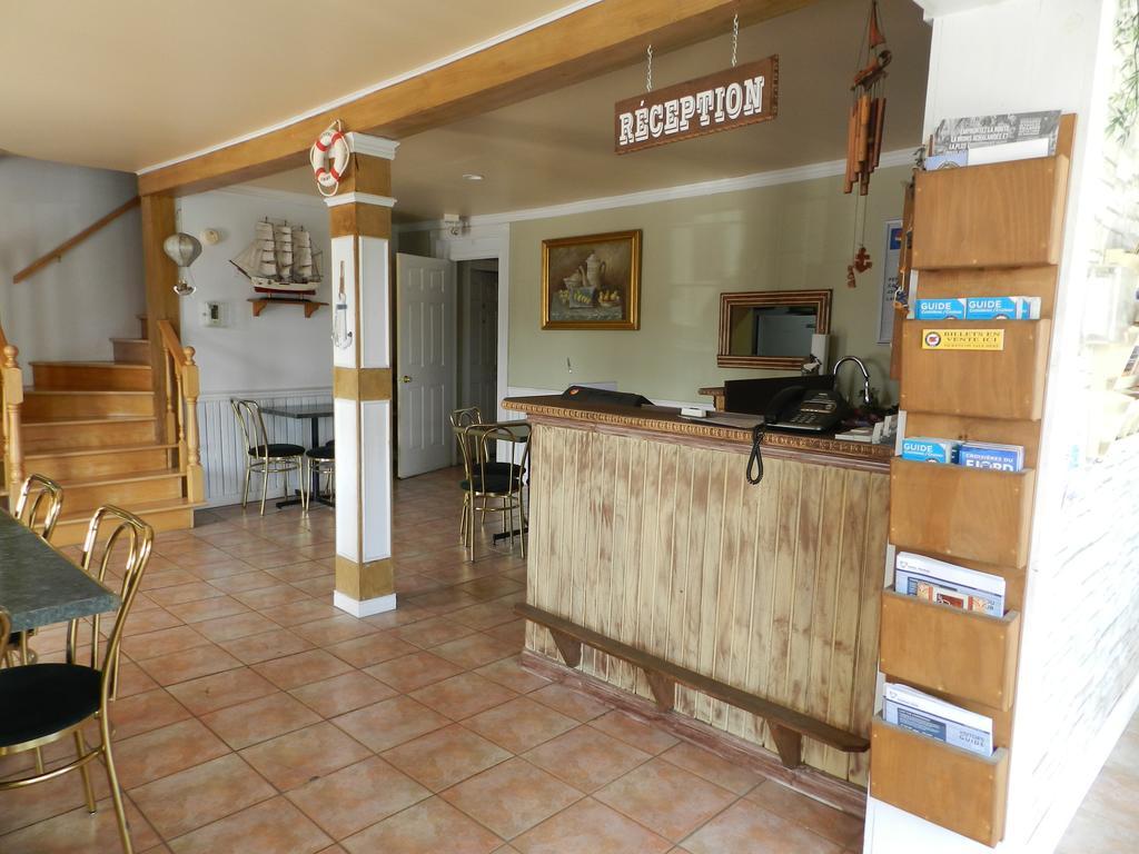 Auberge Chez Caro Sacre-Coeur 외부 사진